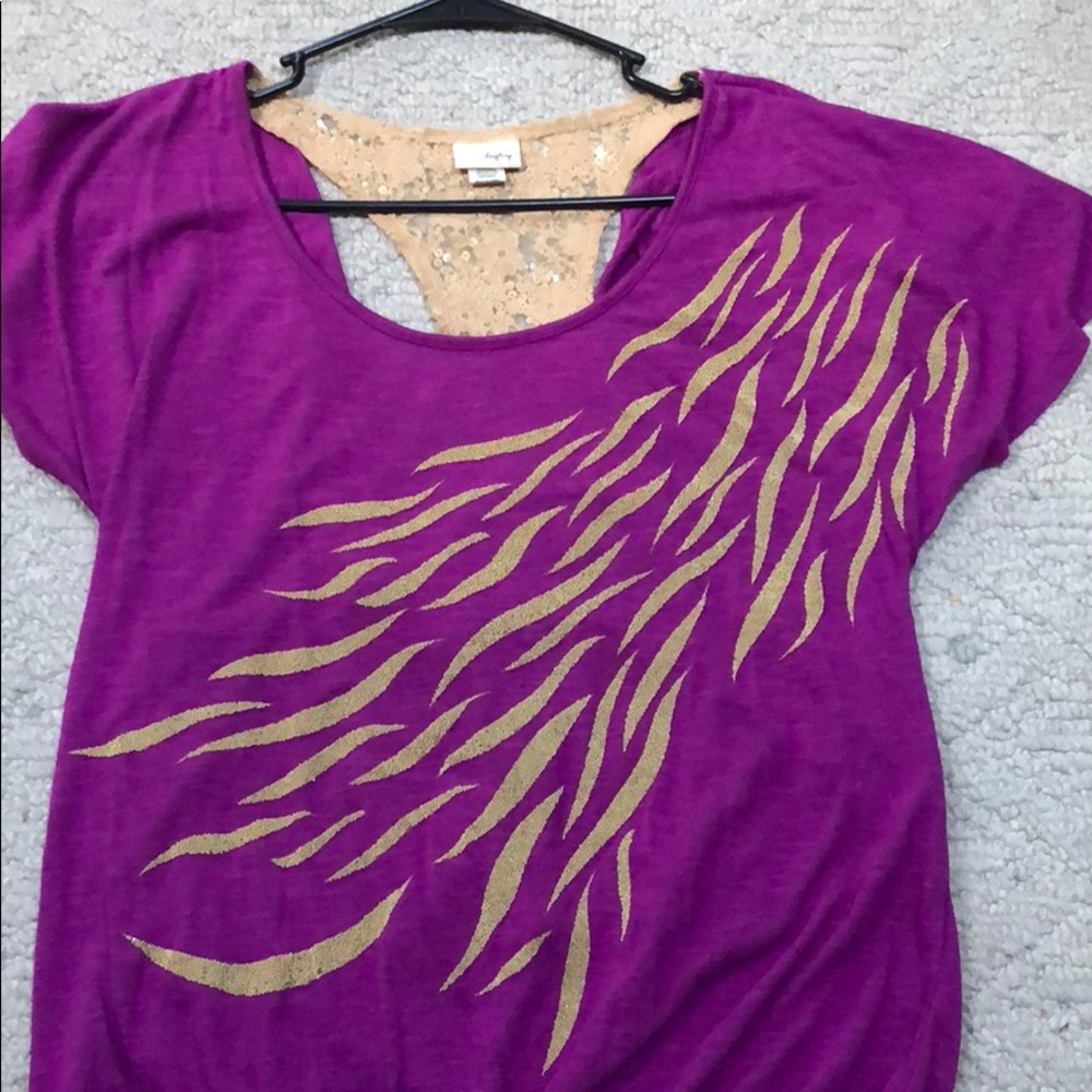 Daytrip size medium shirt